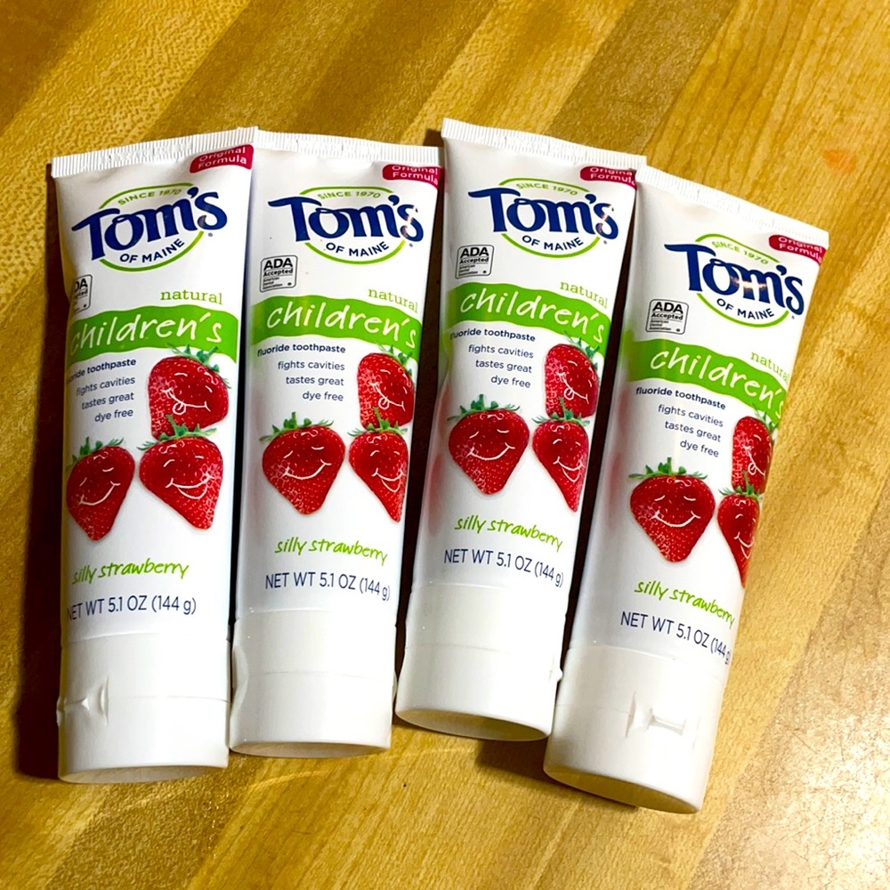 Lot of 4 Tom’s of Maine Children’s fluoride toothpaste silly strawberry 5.1 oz